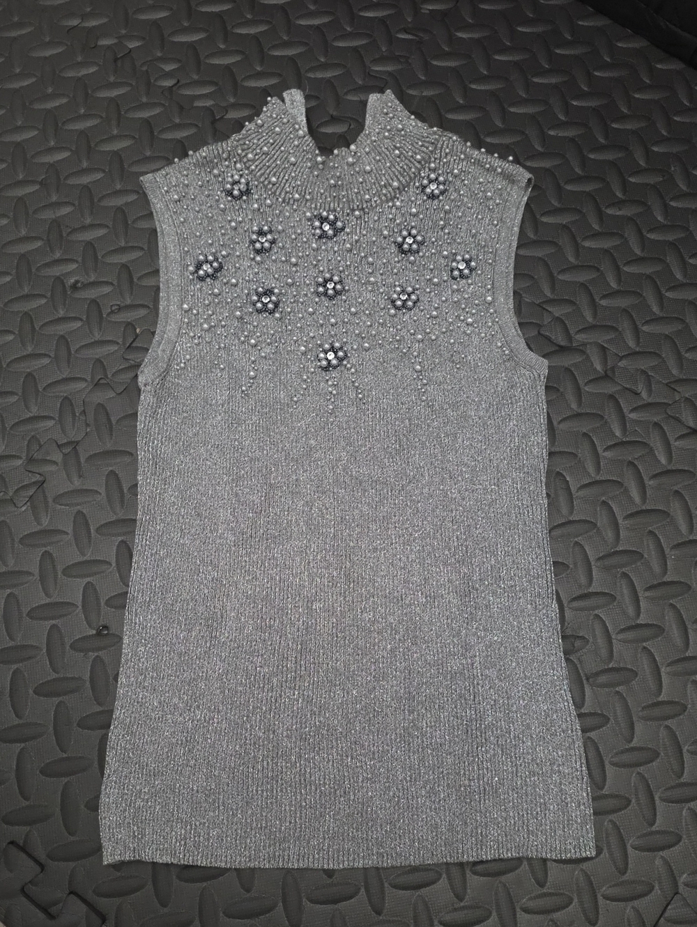 Lauren Michelle Metallic Gray Sleeveless Beaded Knit Shell